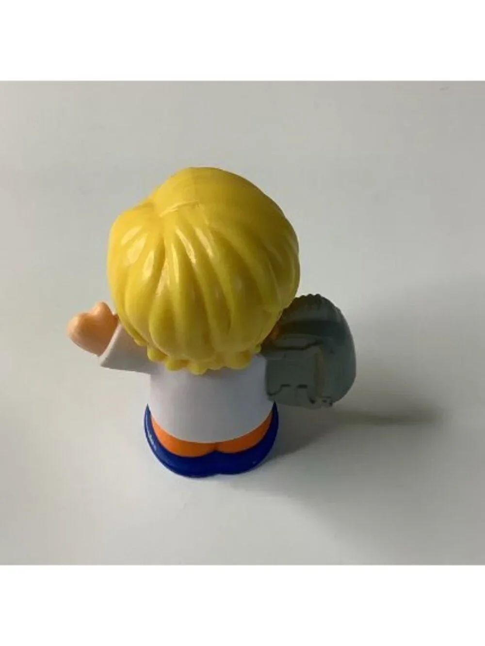 Fisher Price Little People Lot of 6 (5 Boys & 1 Girl) Used